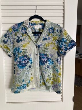 Anthropologie Floral Short-Sleeve Button-Down Shirt - Blue, Green & Purple